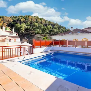 https://bhost-agua-de-la-victoria-ii.1costadelsol.com